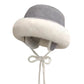 Damebøttehatt med ørevarmere og hakestropp