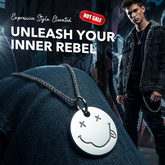 Halskjede med vintage anheng